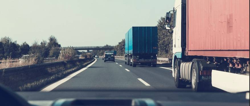 Piața vehiculelor grele din România înregistrează o scădere majoră